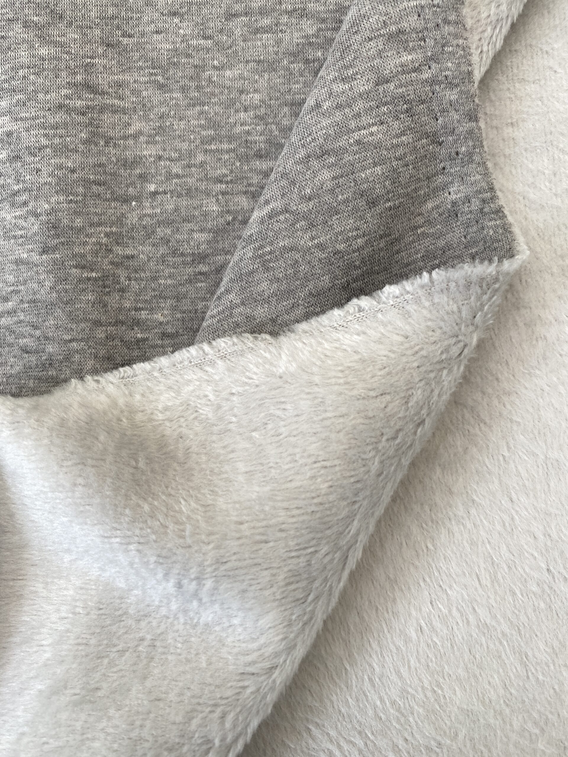 Fur back sweatshirt grey melange Simply Fabrics